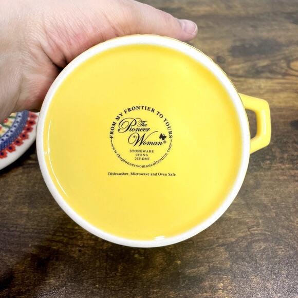 The Pioneer Woman Mini Casserole Dish with Lid 14 oz Yellow Floral Stoneware - Picture 5 of 7